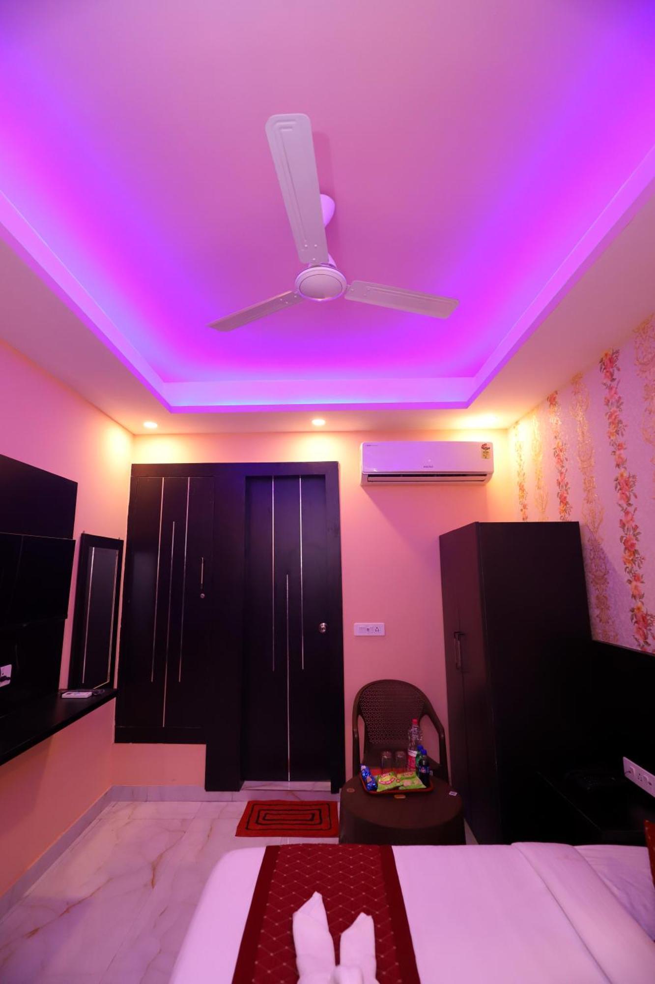 Admiral Delhi Airport Hotel 3*