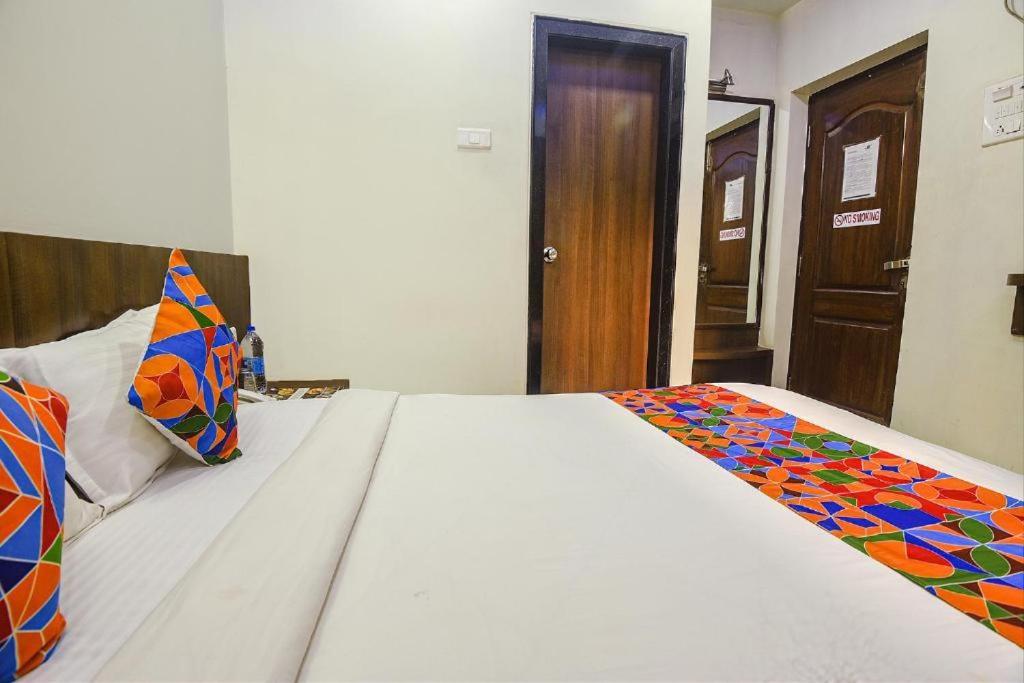Hotel Admiral Delhi Airport 3*